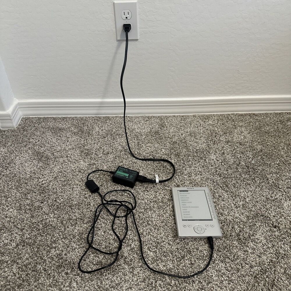 Sony PRS-300 Digital Tablet Reader Pocket Edition with OEM Charger Bundle